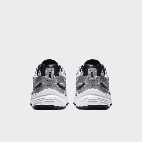 Deichmann Revitalises the Nike Initiator with EXPECT THE UNEXPECTED